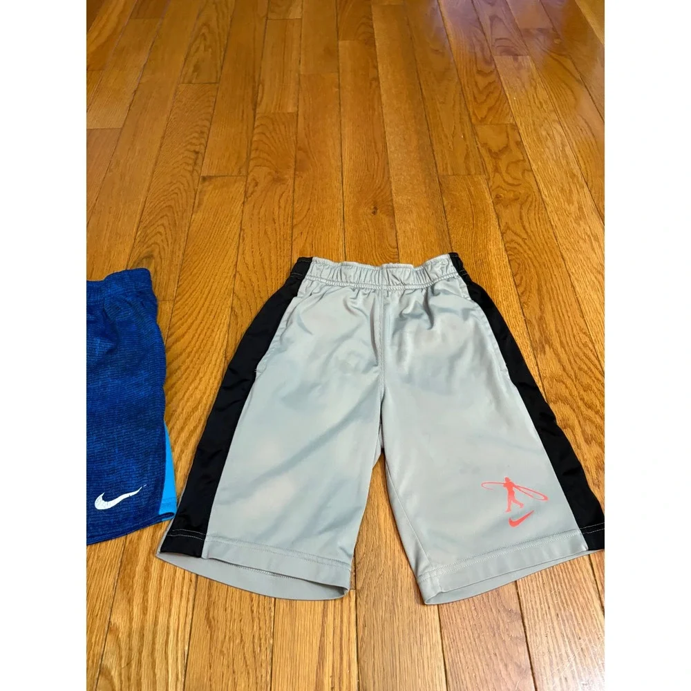 Nike Boys Dri-FIT Athletic Shorts Bundle Grey Blue Size Small 2 Pack Basketball